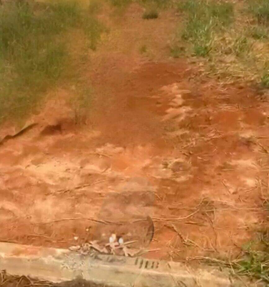 Terreno à venda no Chácaras Alvorada: 