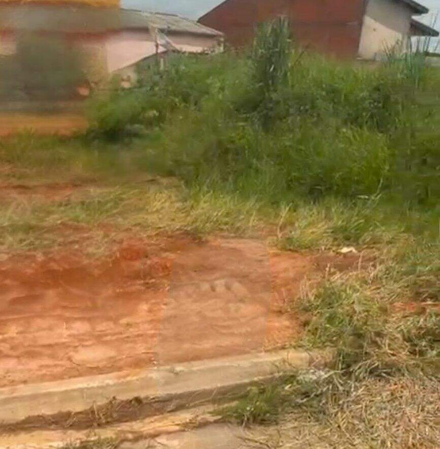 Terreno à venda no Chácaras Alvorada: 