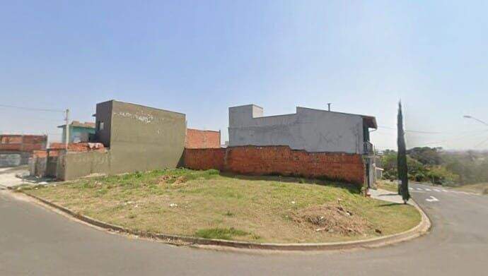 Terreno à venda no Jardim Residencial Sabias: 