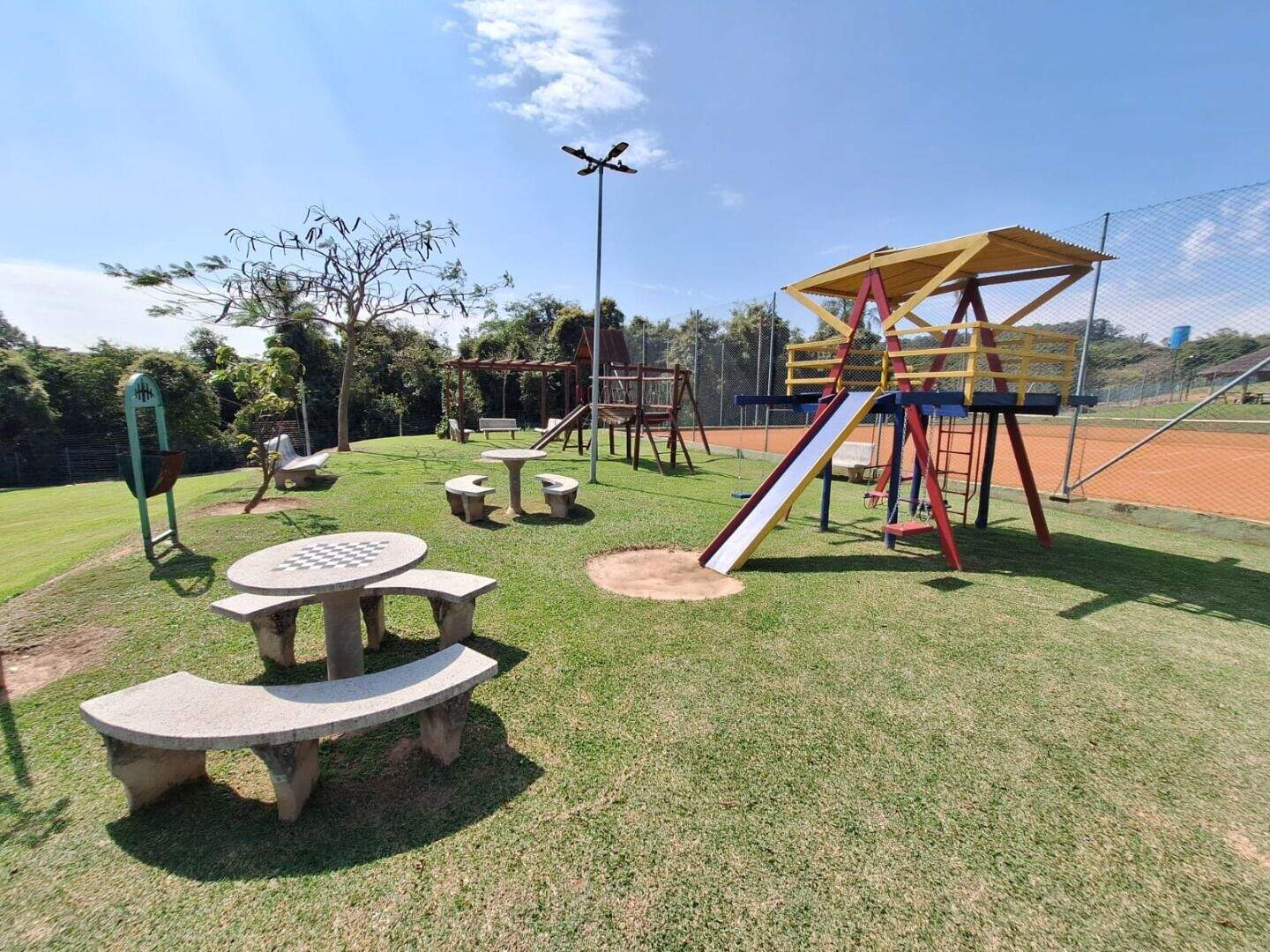 Terreno à venda no Jardim Indaiatuba Golf: 