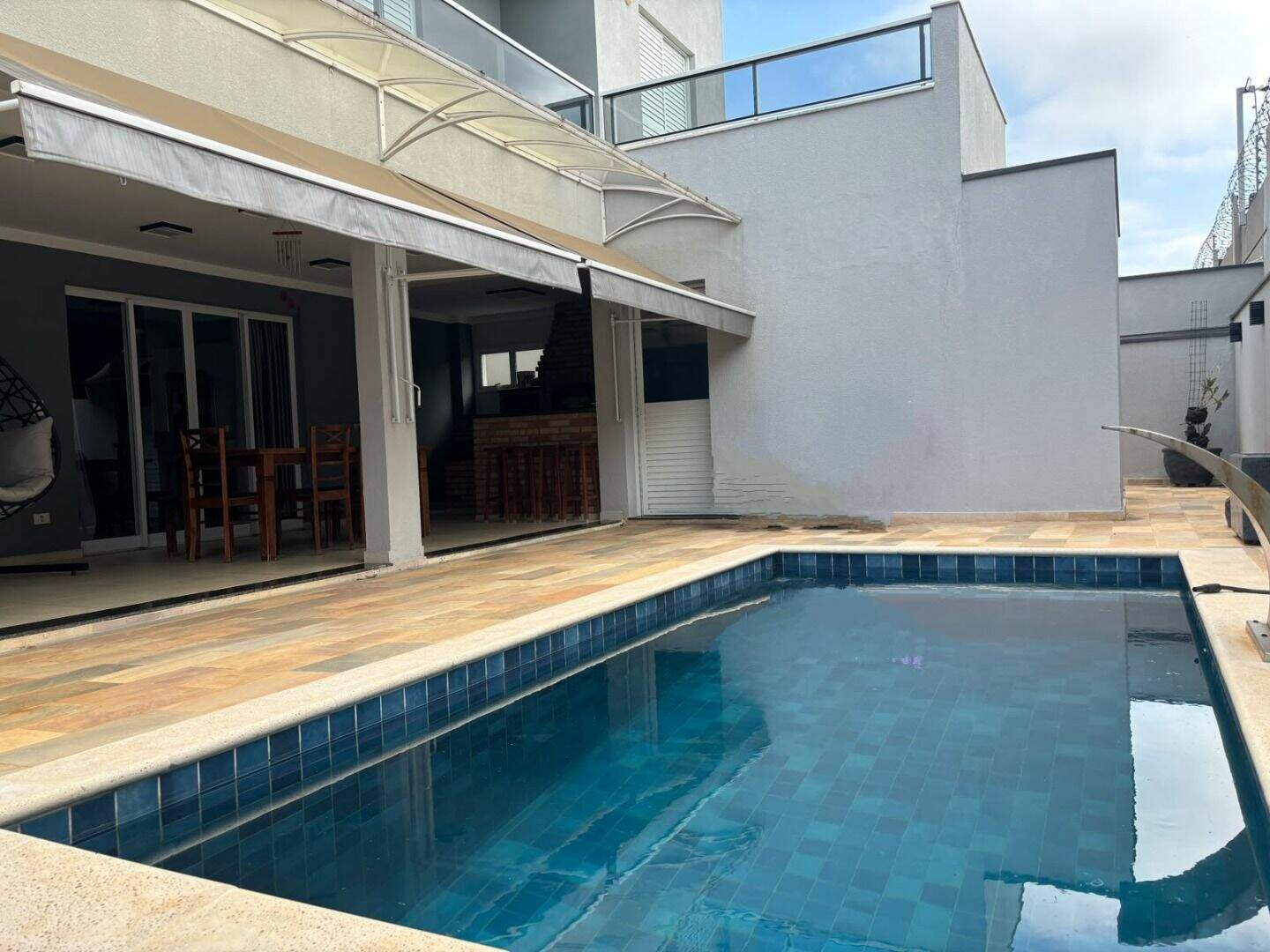 Casa para aluguel no Jardim Residencial Helvétia Park III: 