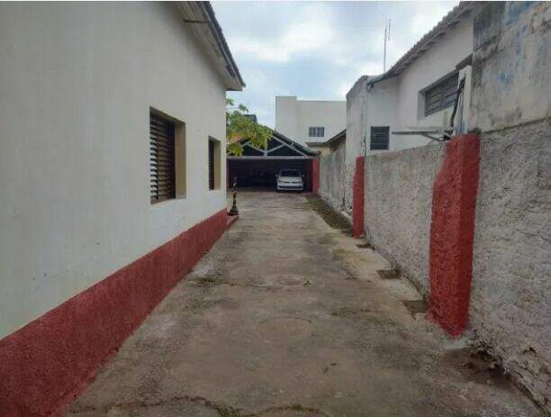 Casa à venda no Centro: 