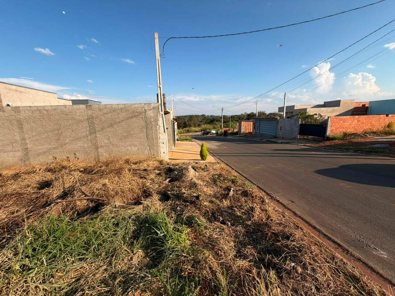 Terreno à venda no Jardim dos Ipês: 