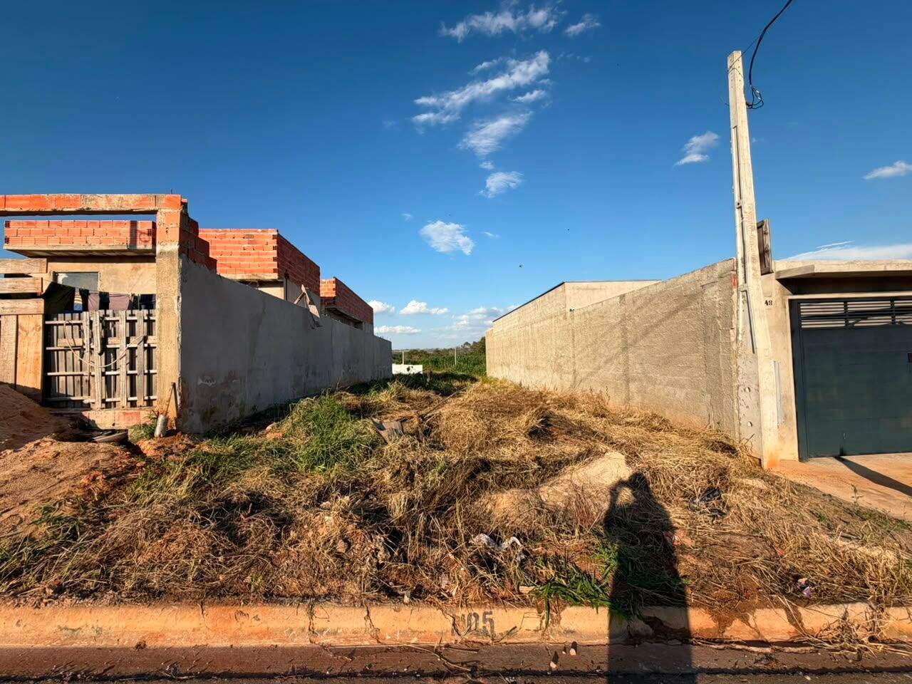 Terreno à venda no Jardim dos Ipês: 