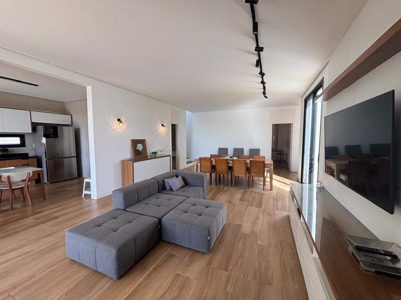 Casa à venda no Jardim Residencial Helvétia Park I: 