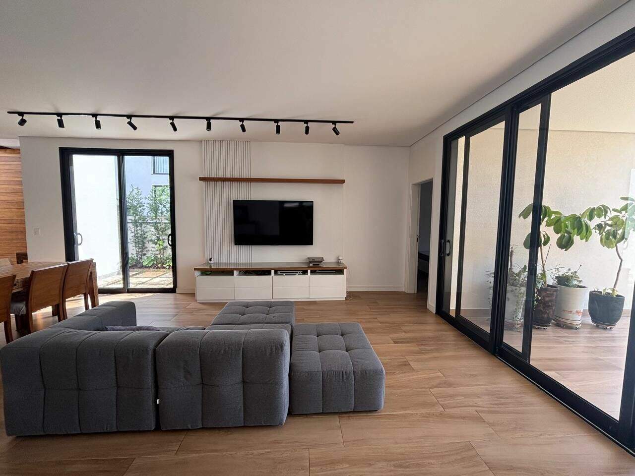 Casa à venda no Jardim Residencial Helvétia Park I: 