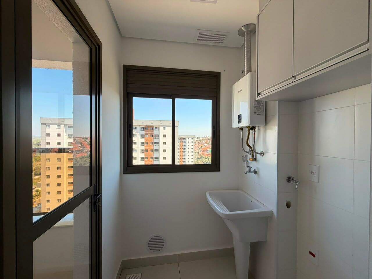 Apartamento para aluguel no Jardim Santiago: 