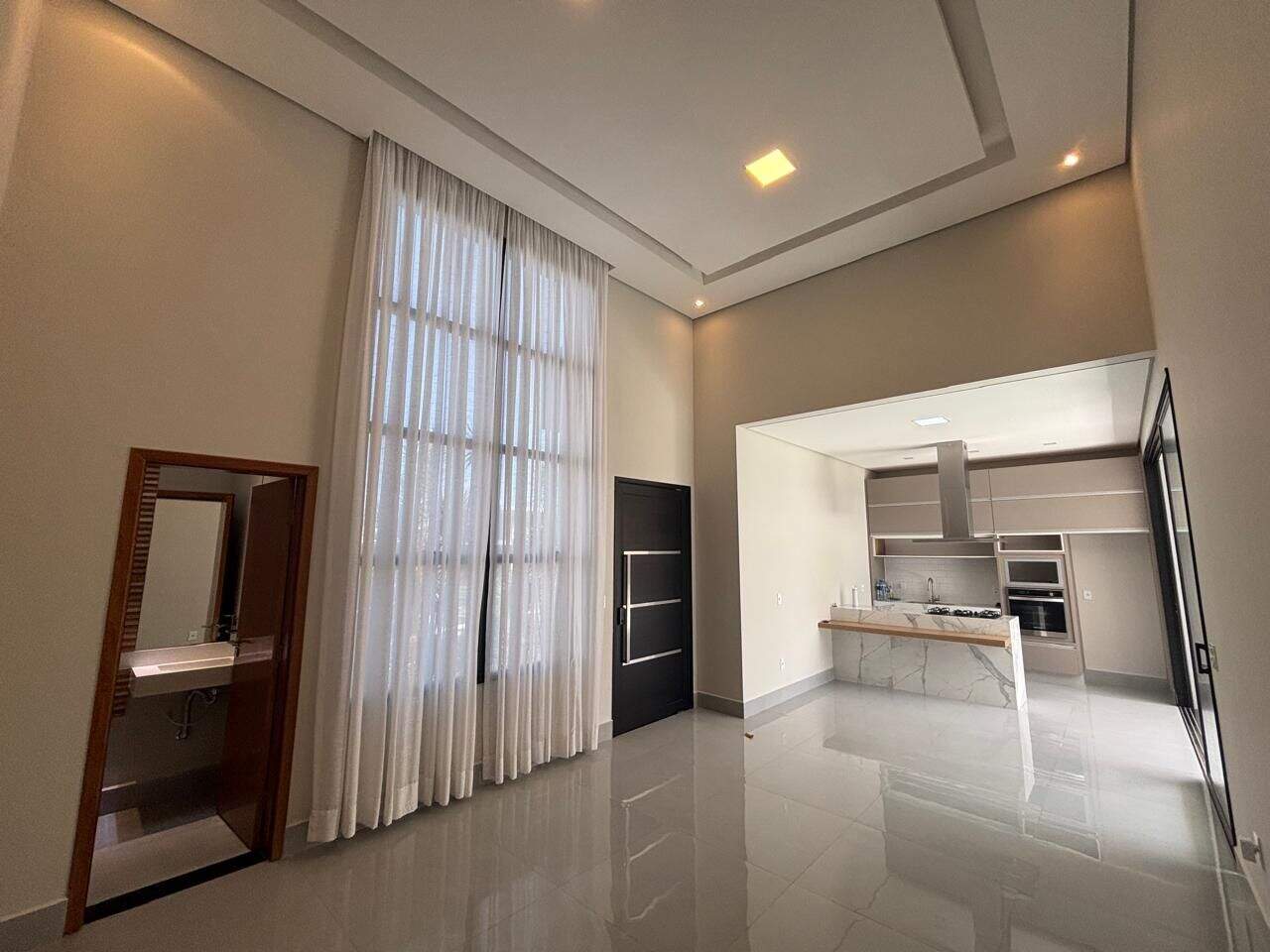 Casa para aluguel no Jardim Esplanada: 