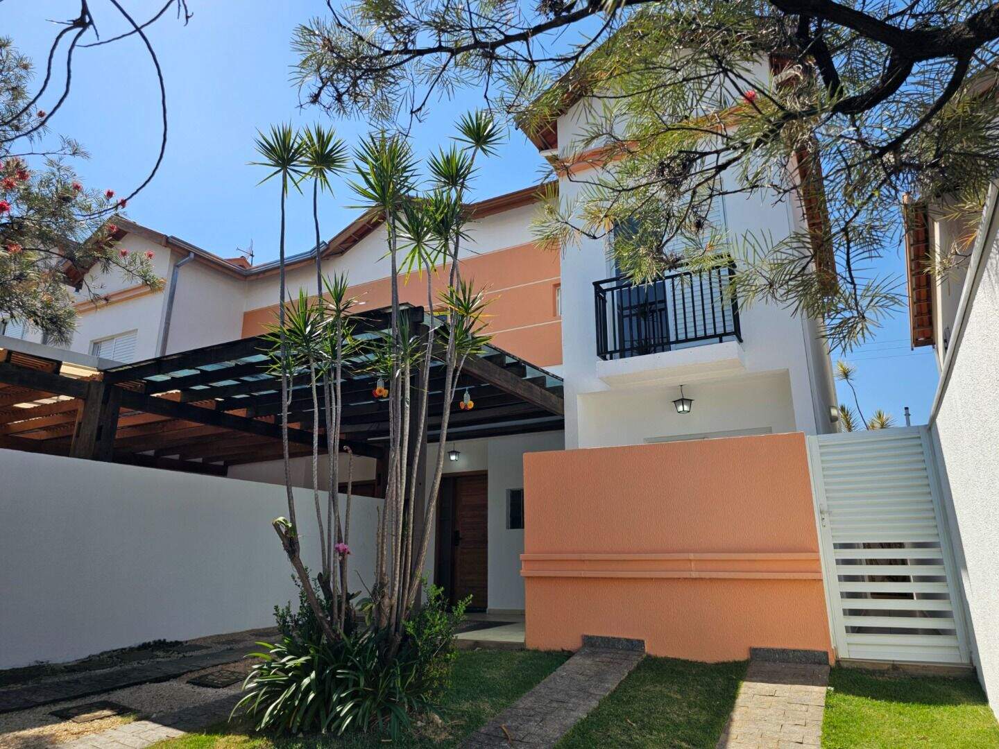 Sobrado à venda no Altos da Bela Vista: 