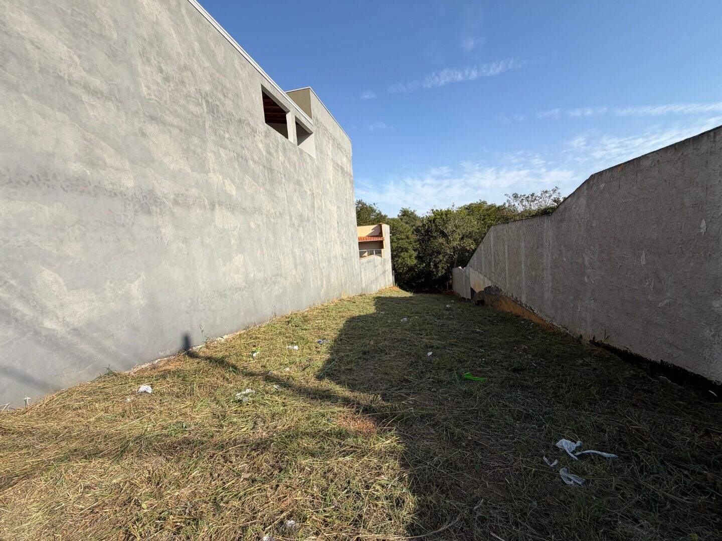 Terreno à venda no Jardim Veneza: 