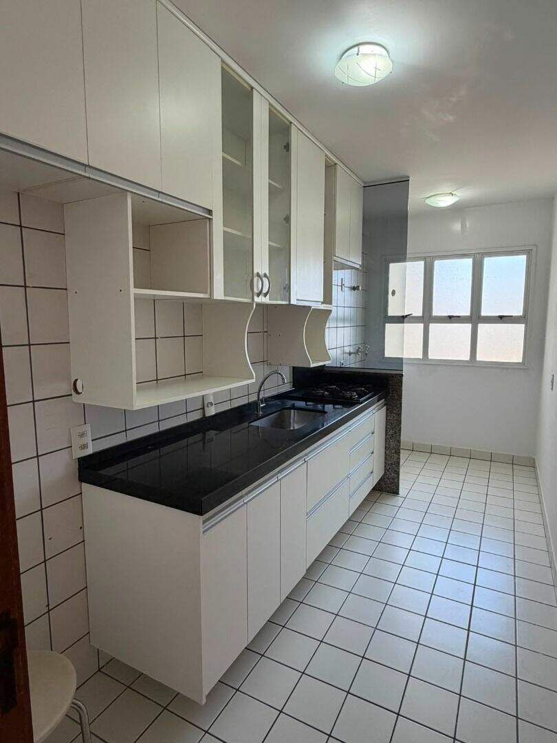 Apartamento para aluguel no Centro: 