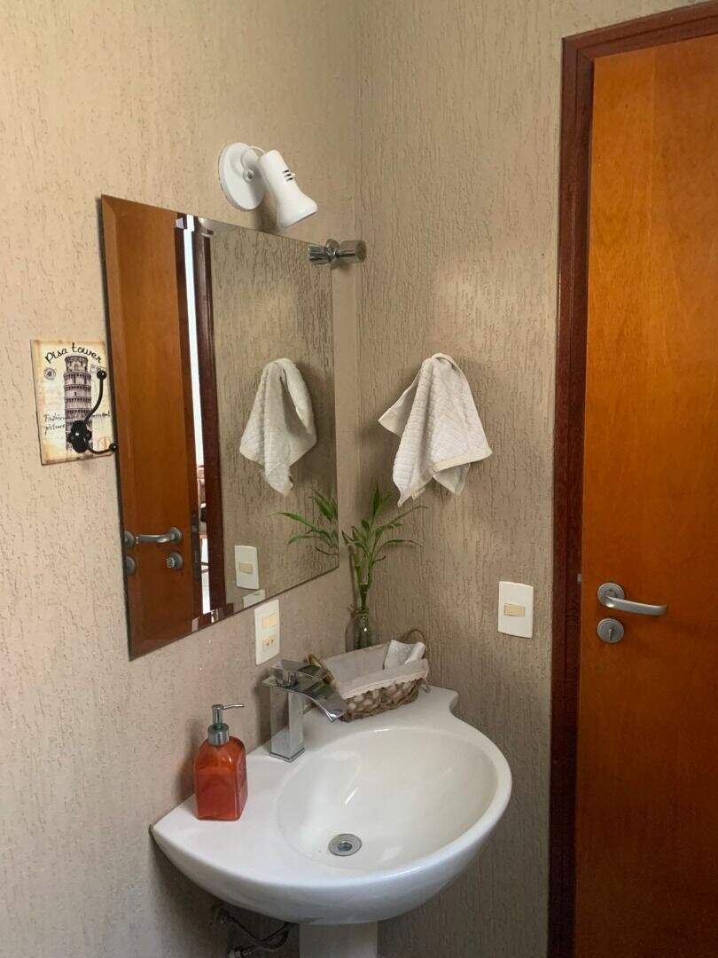 Casa à venda no Jardim Esplanada: 