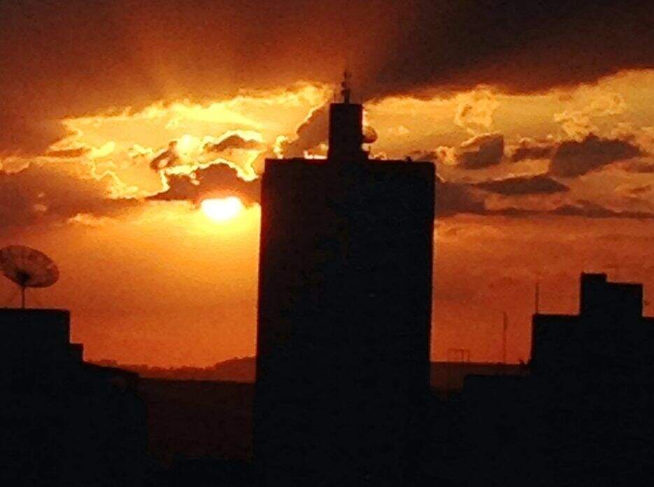 Apartamento para aluguel no Centro: 