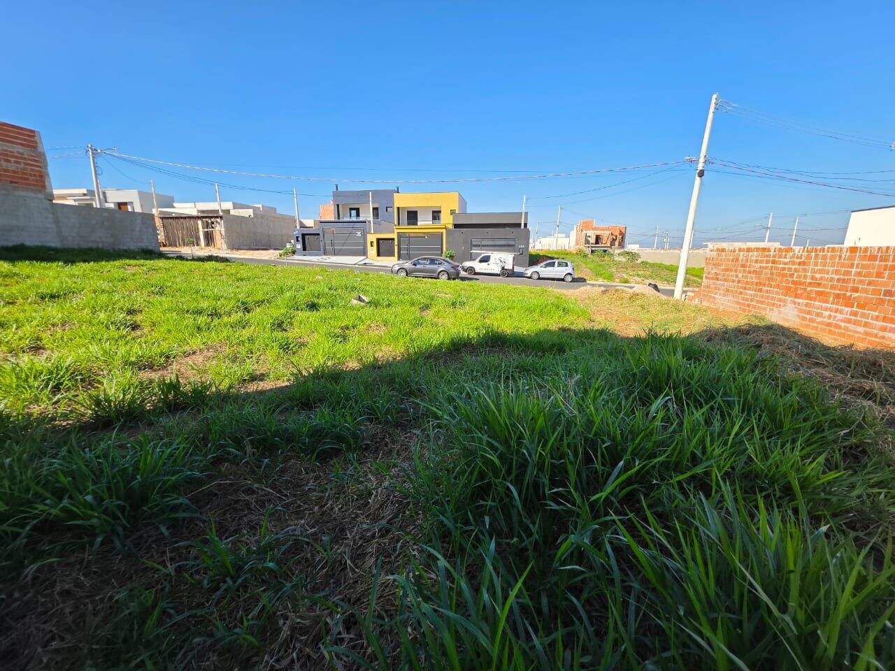 Terreno à venda no Jardim Bom Sucesso: 
