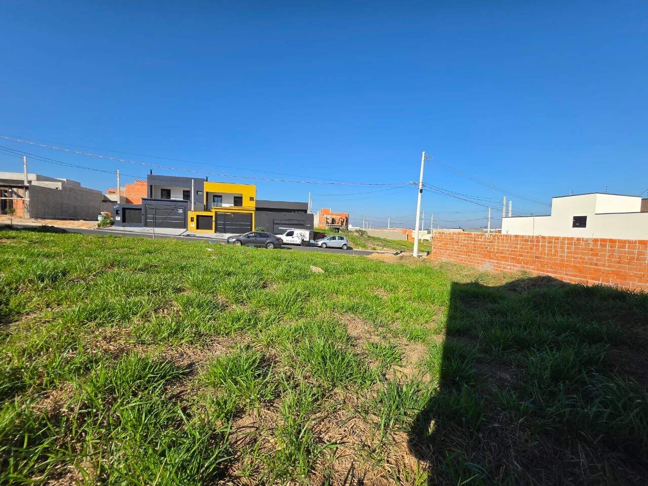 Terreno à venda no Jardim Bom Sucesso: 