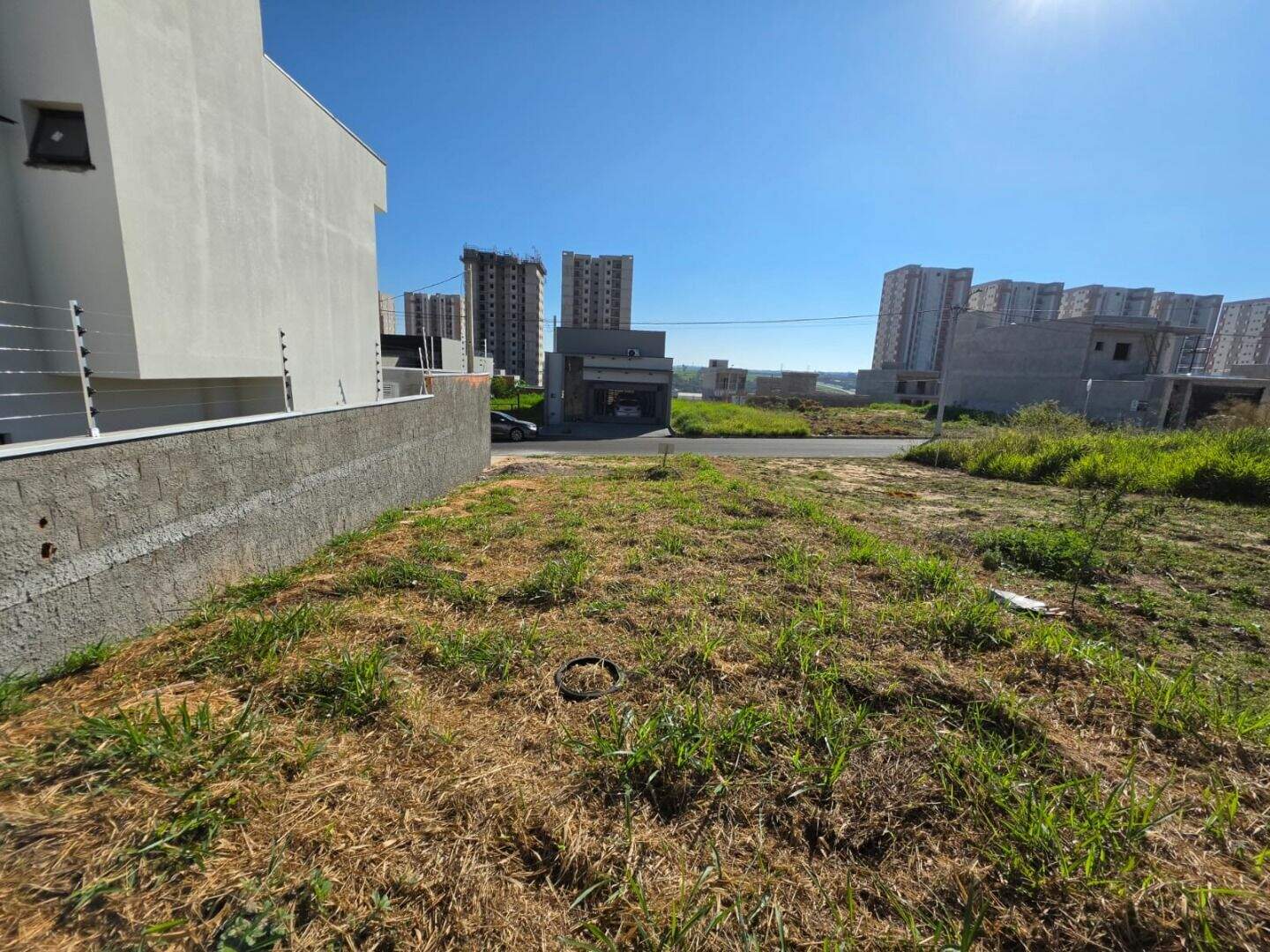 Terreno à venda no Jardim Bom Sucesso: 