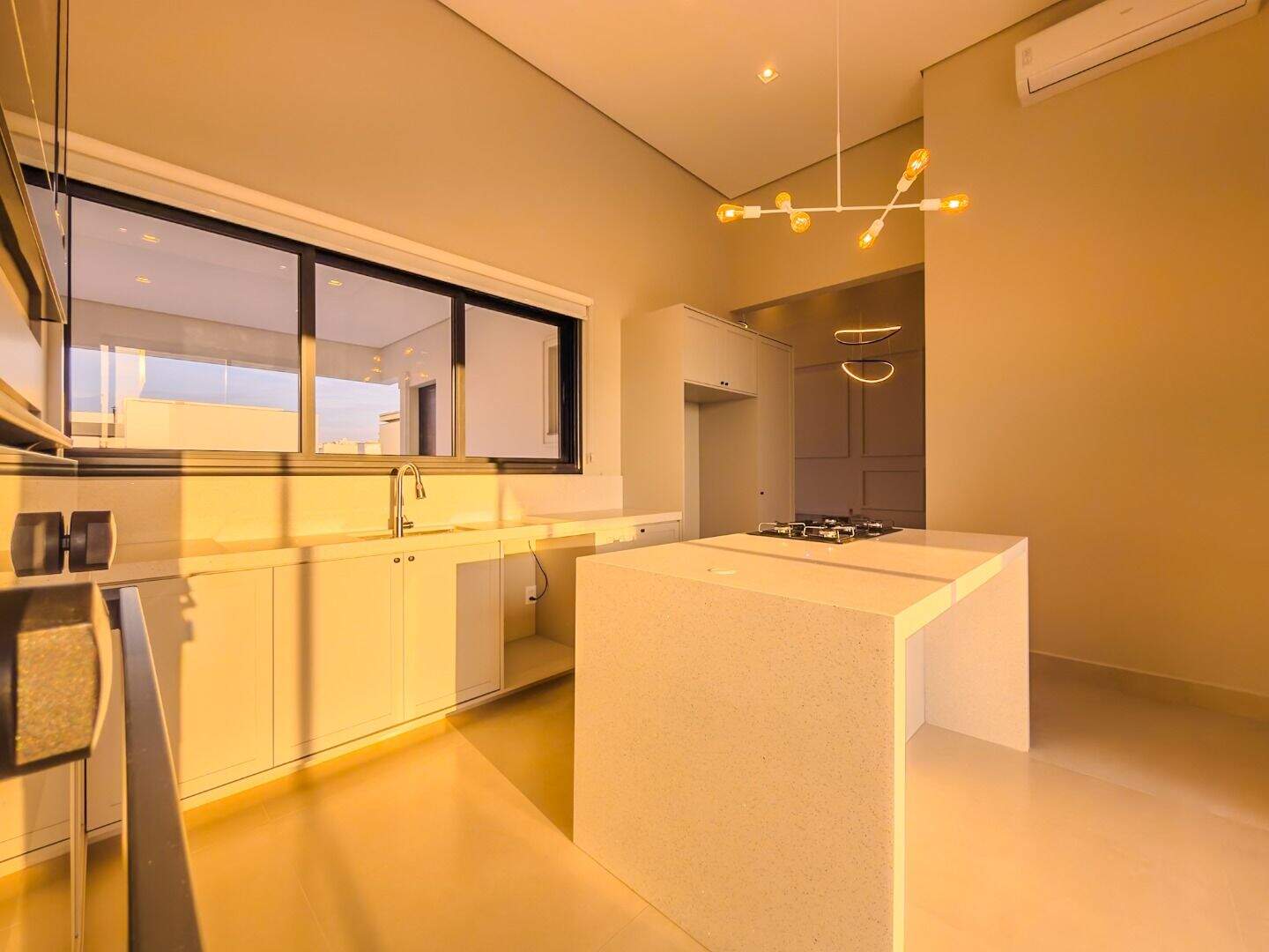 Casa à venda no Jardim Regina: 