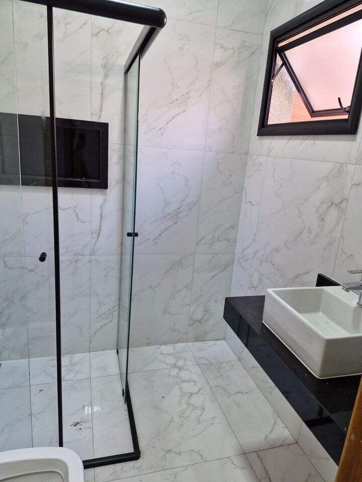Casa à venda no Jardim Monte Carlo: 
