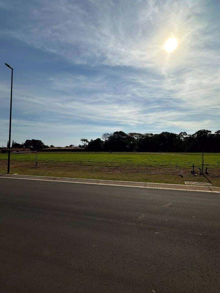 Terreno à venda no Chácara Alvorada: 