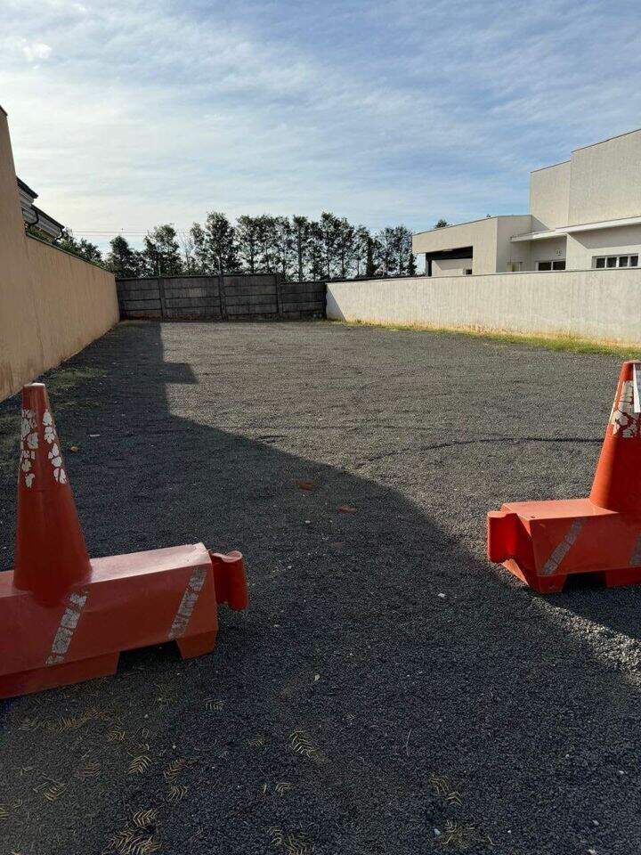 Terreno à venda no Jardim Santa Rita: 