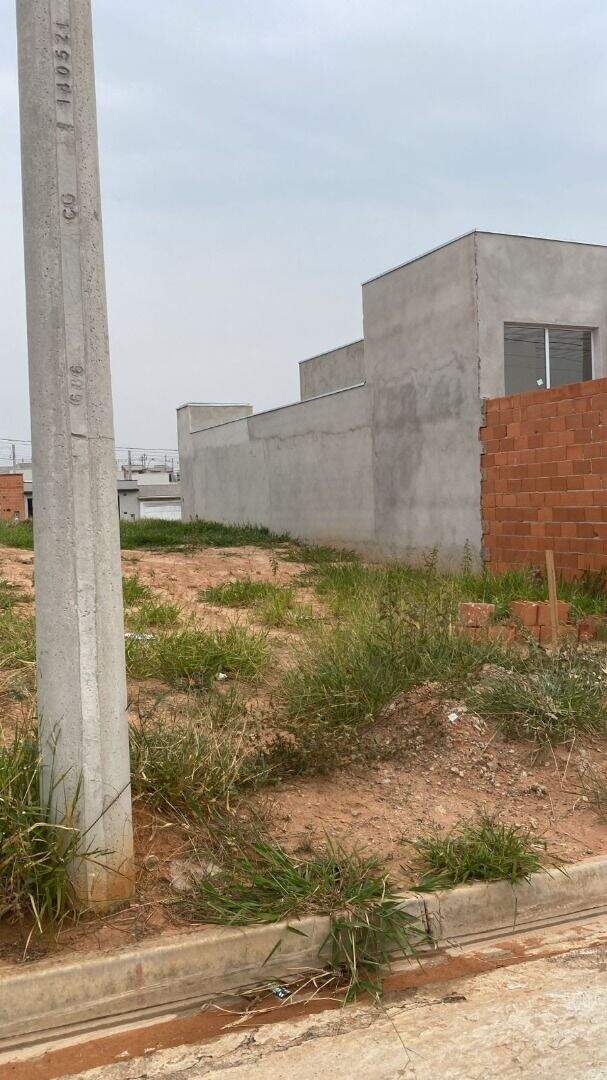 Terreno à venda no Parque Barnabé: 