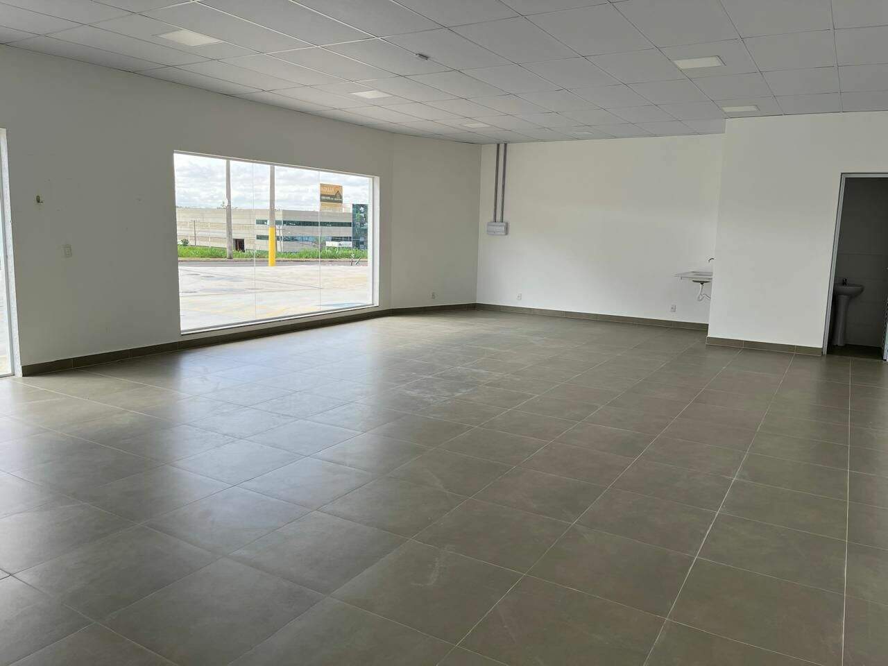 Sala para aluguel no Jardim Santiago: 