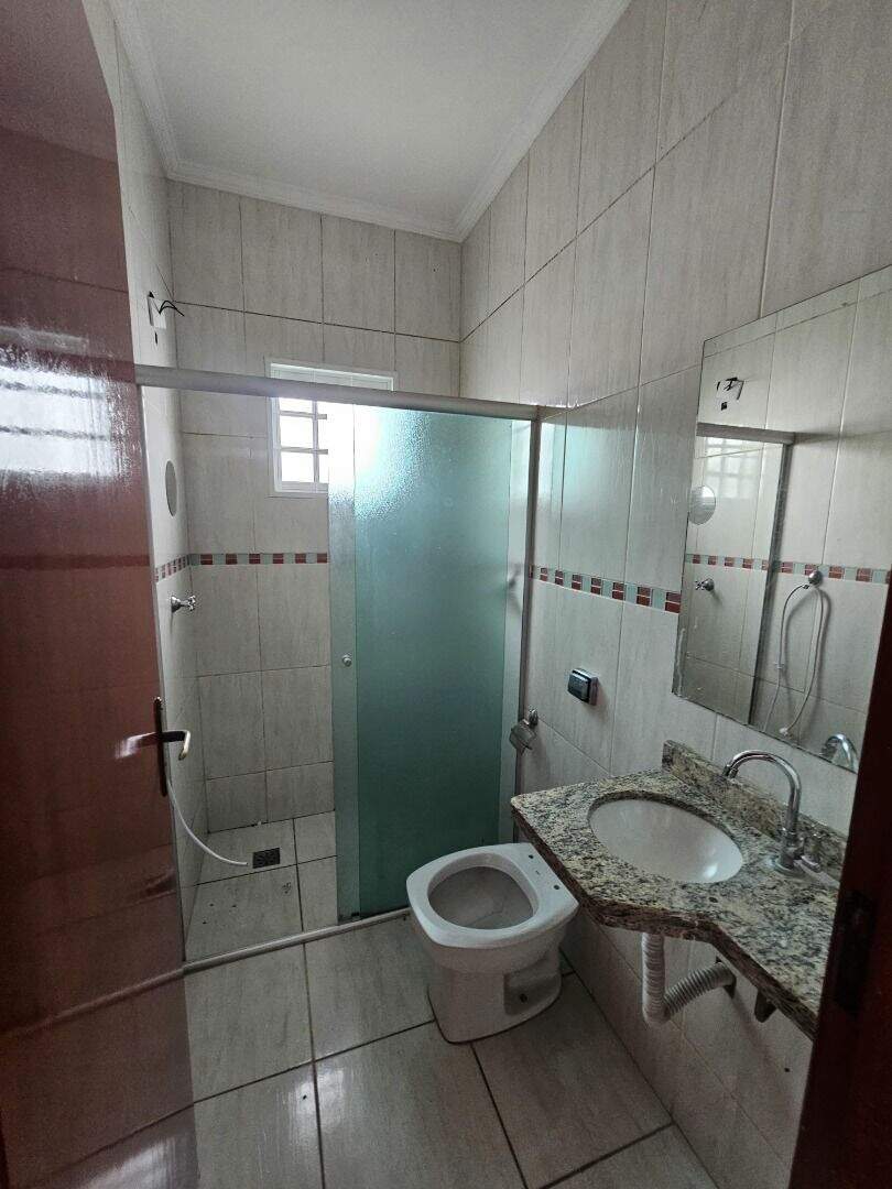 Casa à venda no Jardim Kioto II: 