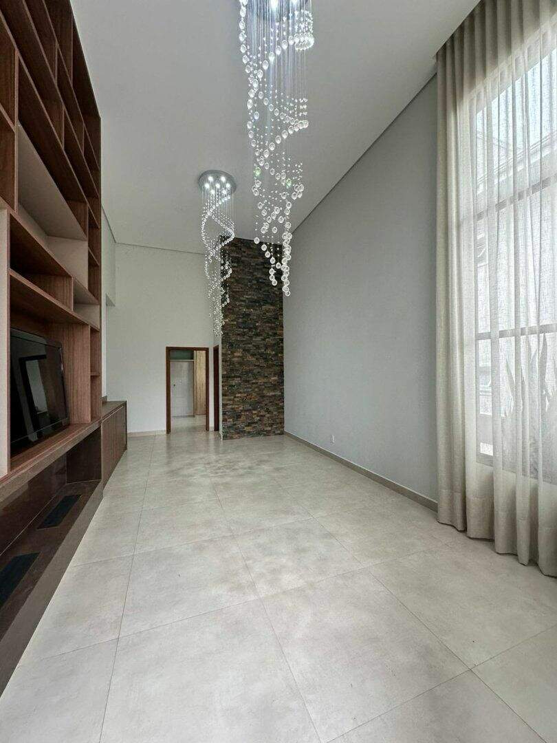 Sobrado à venda no Jardim Vila Paradiso: 