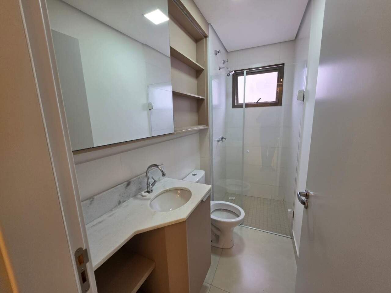 Apartamento para aluguel no Jardim Santiago: 