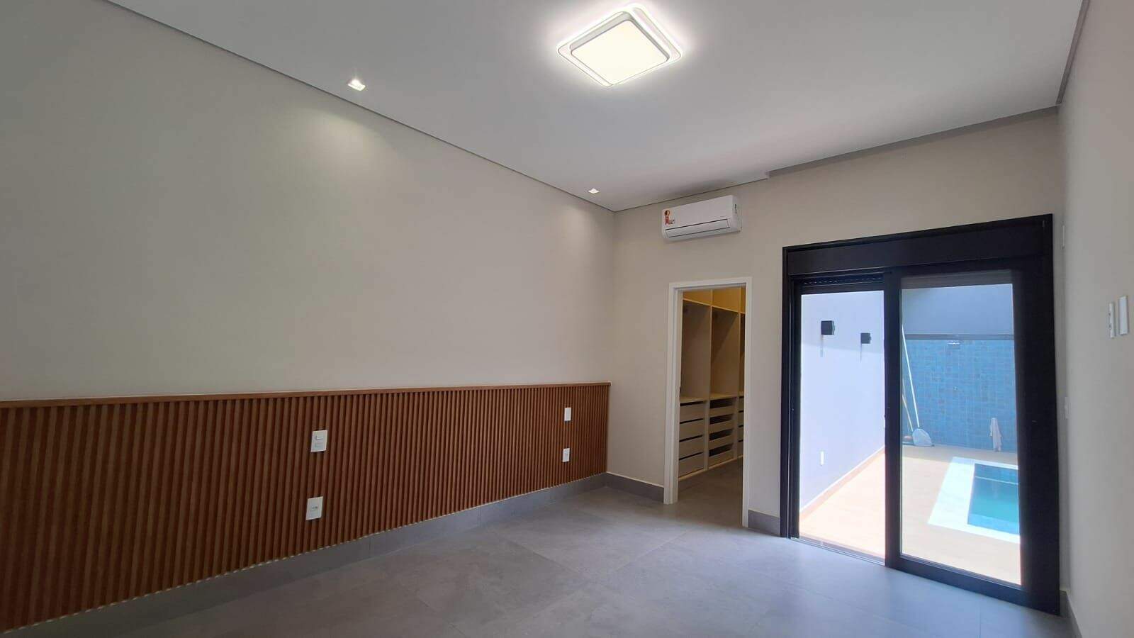Casa à venda no Jardim Esplanada: 
