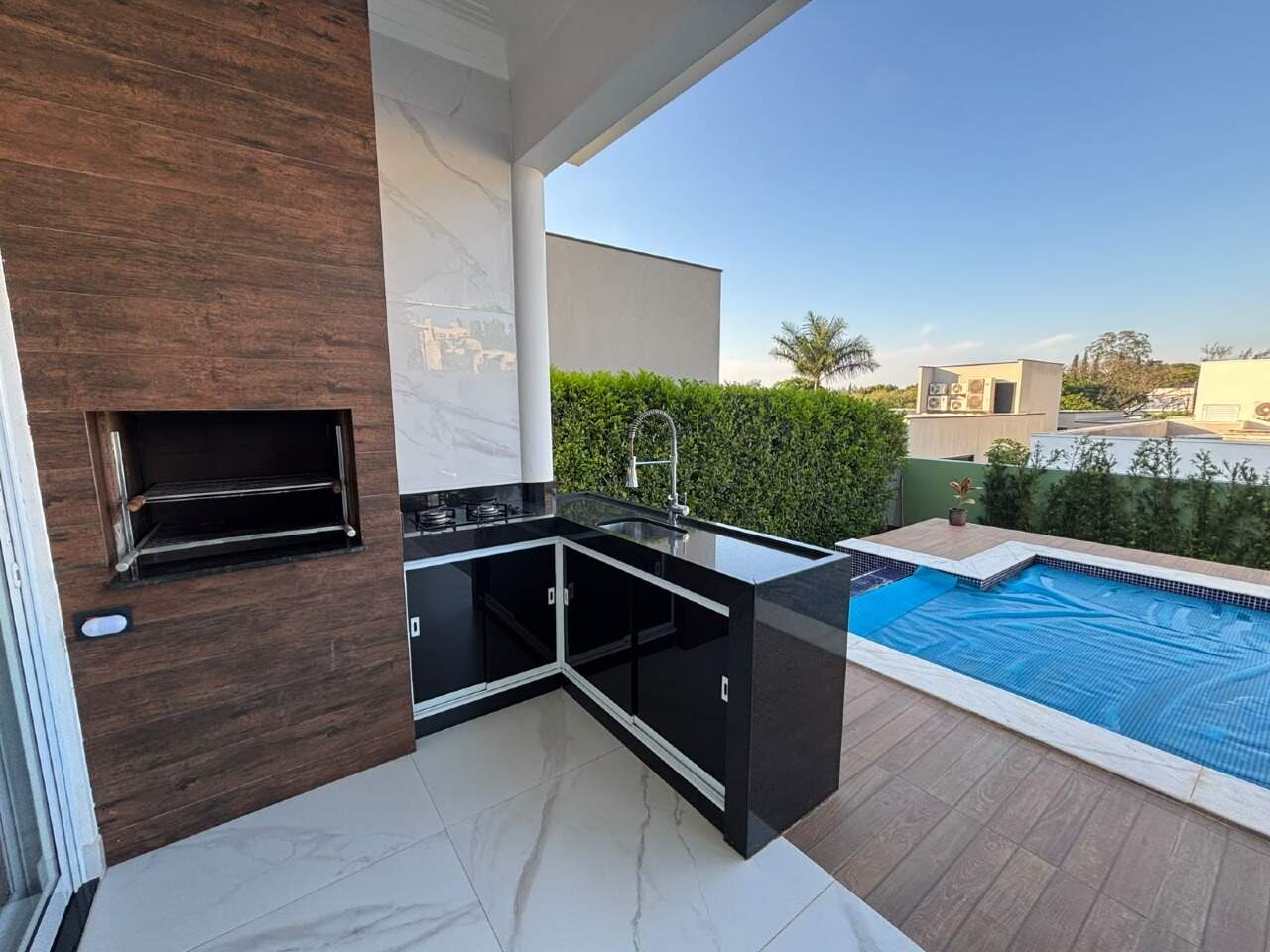 Casa à venda no Jardim Residencial Helvétia Park I: 