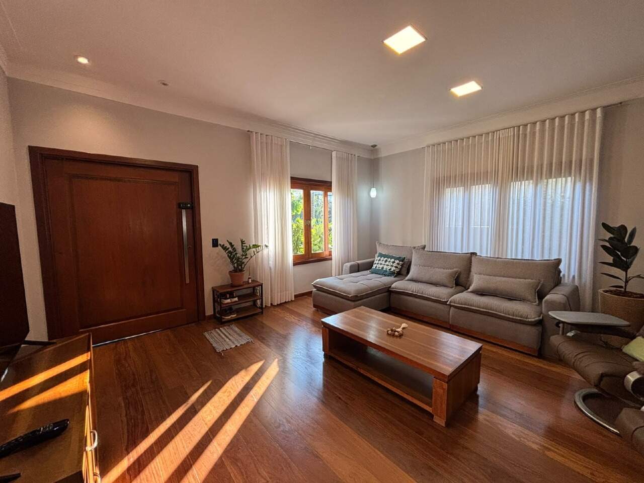Casa à venda no Jardim Residencial Helvétia Park I: 