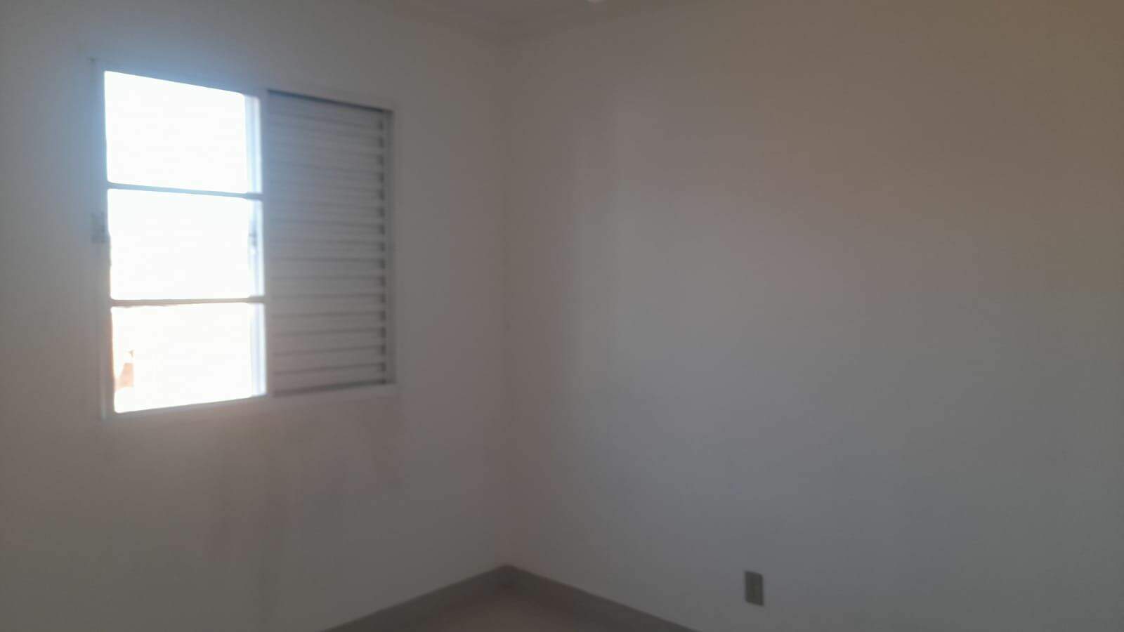 Casa à venda no Jardim Tancredo Neves: 