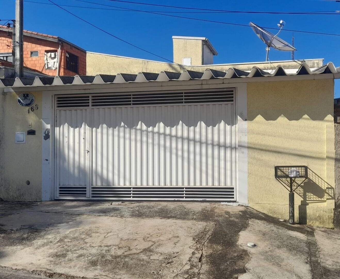 Casa à venda no Jardim Tancredo Neves: 