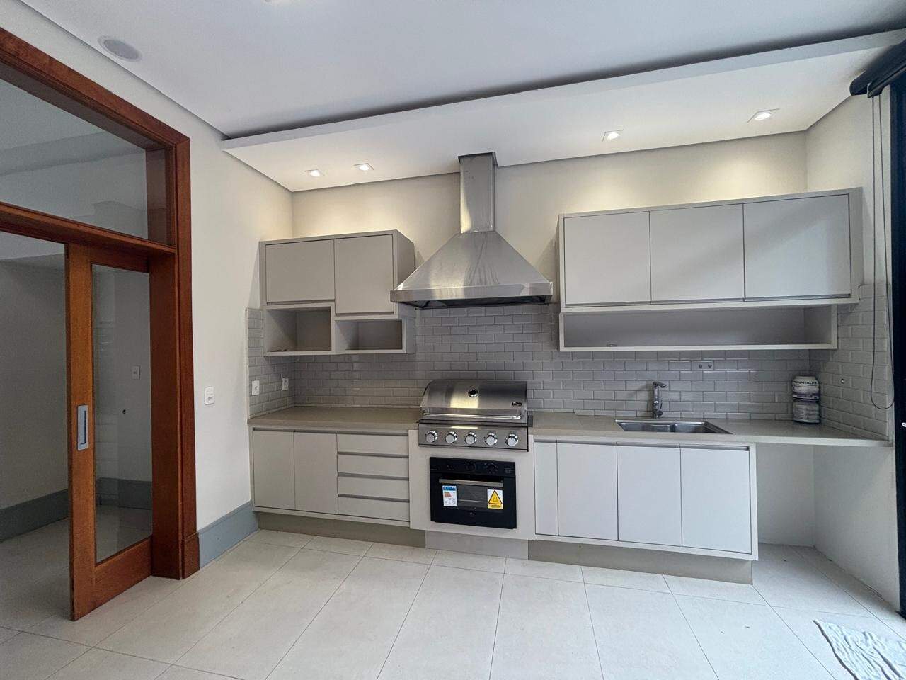 Casa à venda no Jardim Maison du Parc: 