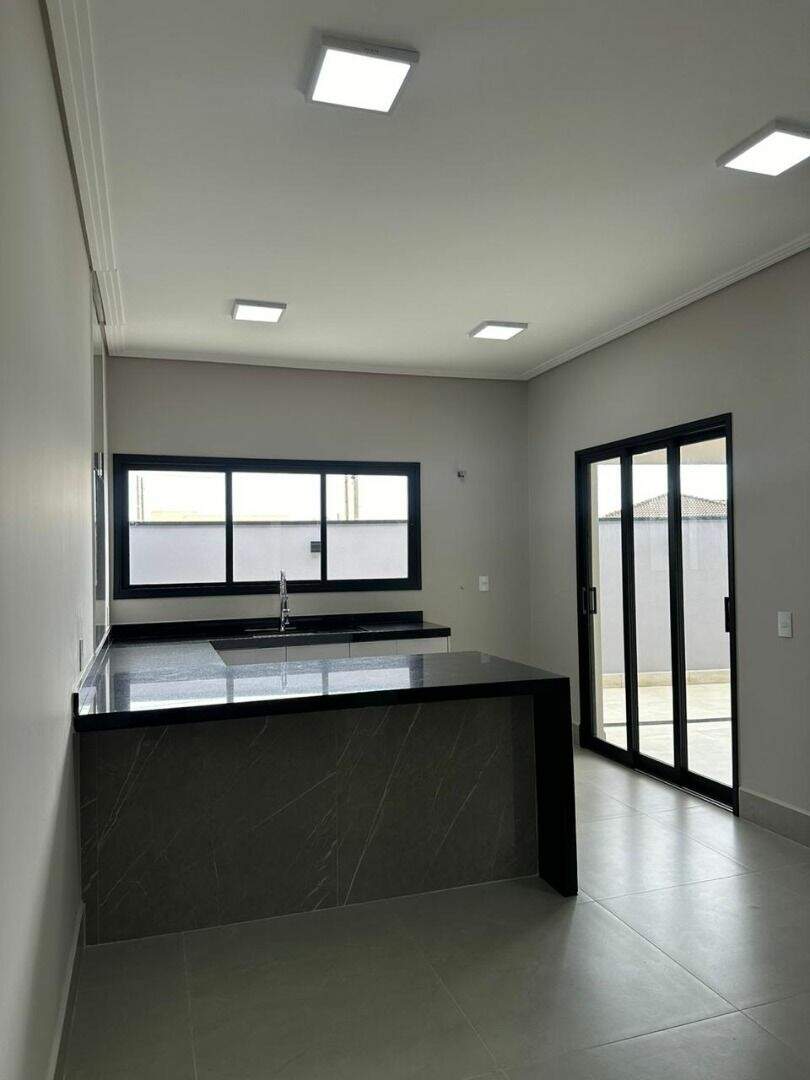 Casa à venda no Mirante dos Ipês: 