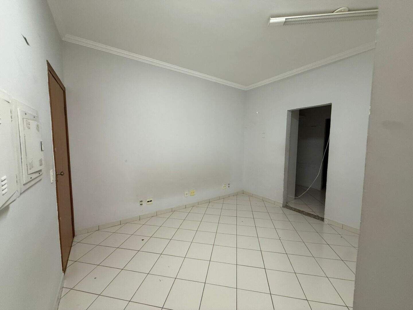 Sala para aluguel no Centro: 