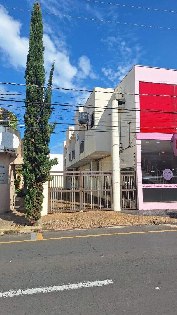 Sala para aluguel no Centro: 