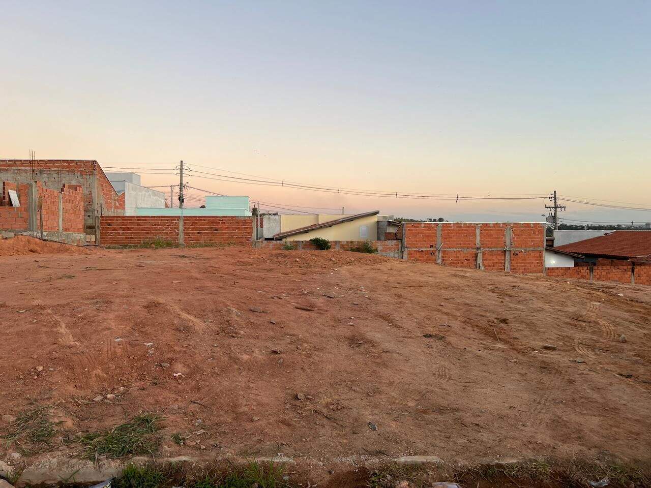 Terreno à venda no Jardim Imperador: 