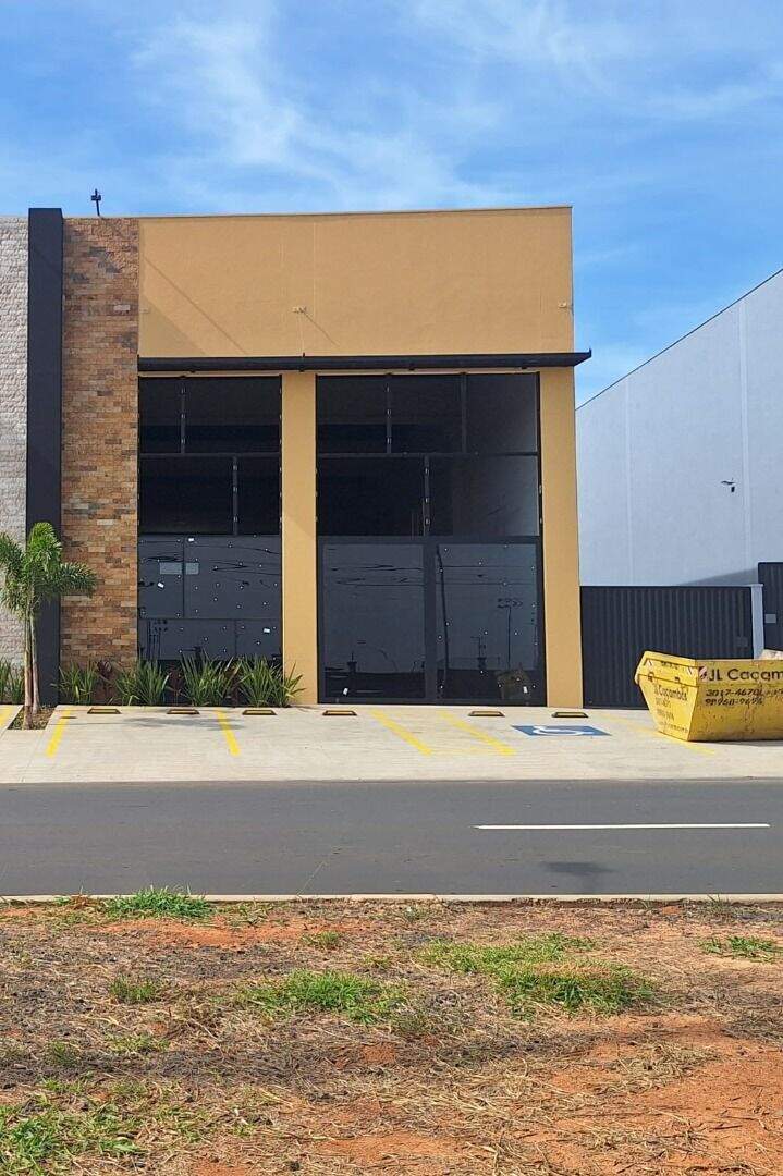 Salão para aluguel no Jardim Monte Verde: 