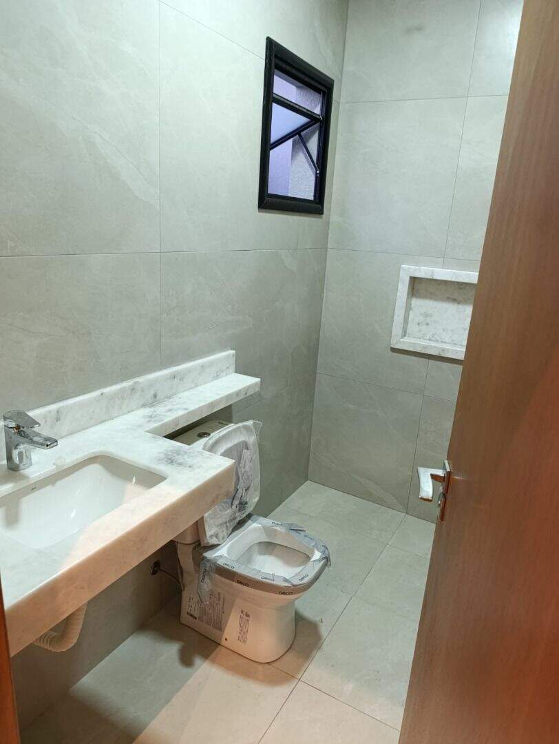 Casa à venda no Jardim Esplanada: 