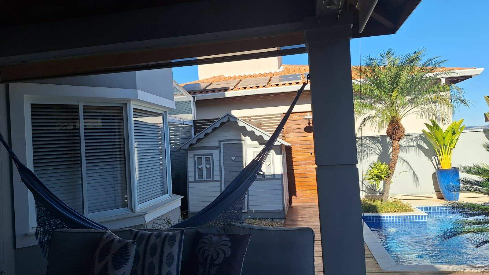 Sobrado à venda no Loteamento Ville Coudert: 