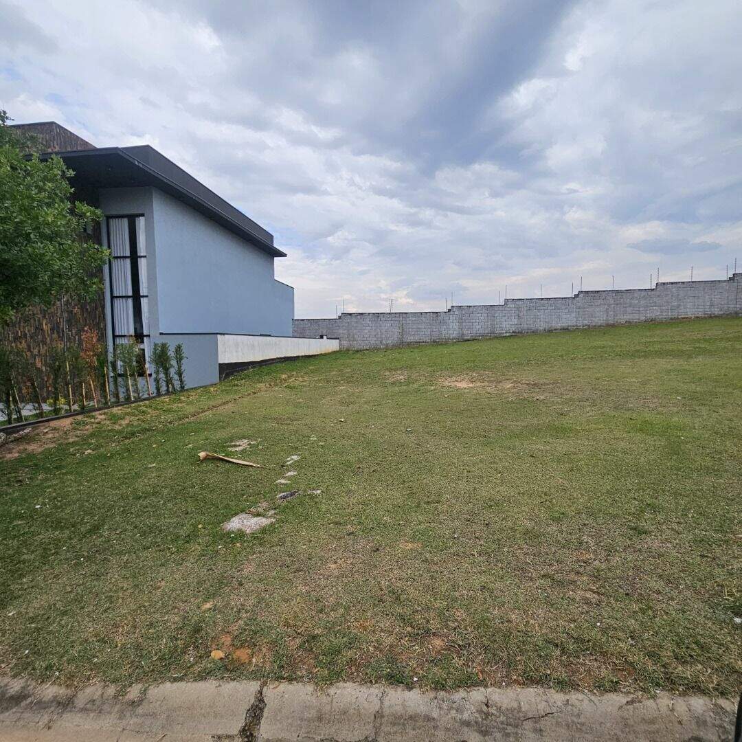 Terreno à venda no Jardim Residencial Alto De Itaici: 