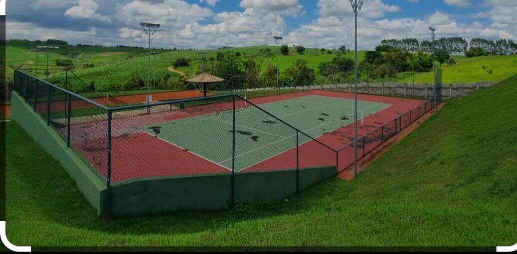 Terreno à venda no Jardim Quintas da Terracota: 