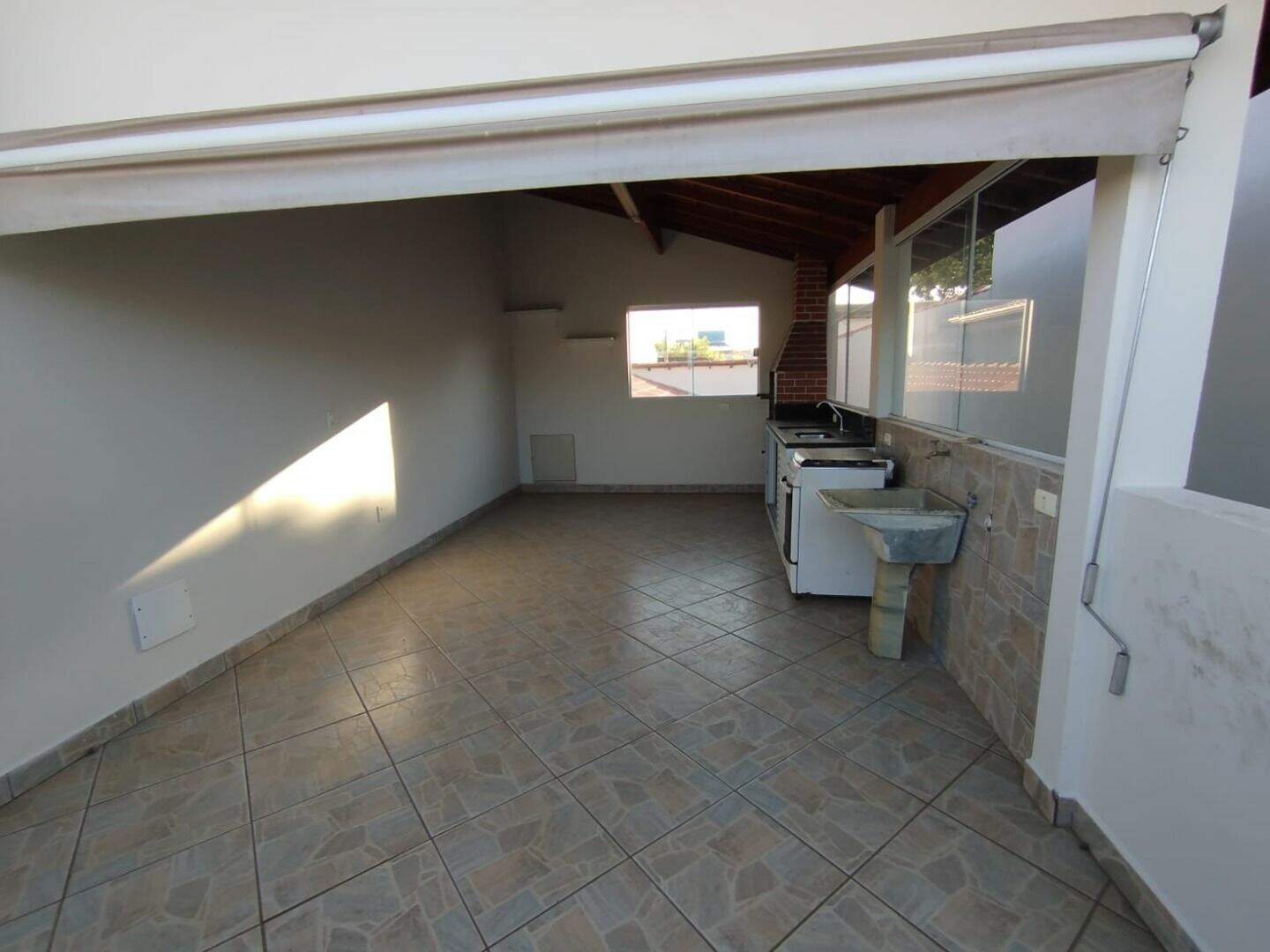 Casa à venda no Jardim Adriana: 