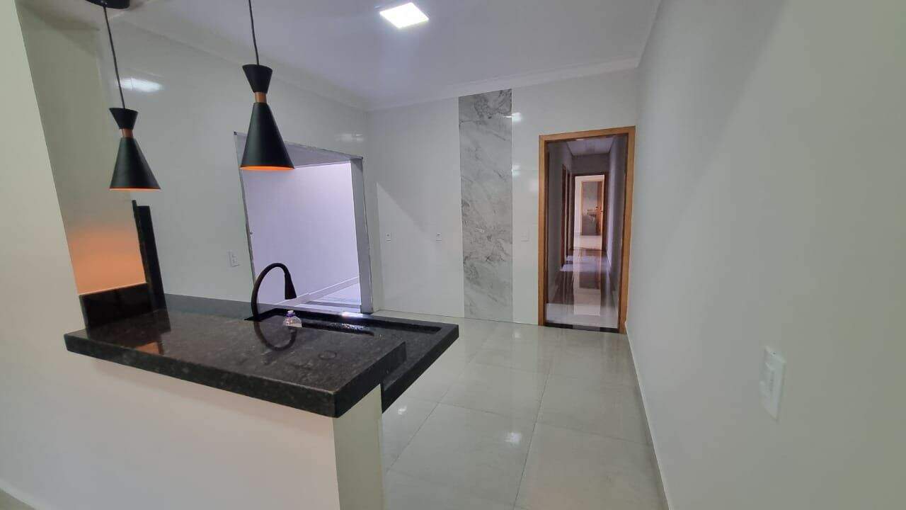 Casa à venda no Vila Brizzola: 