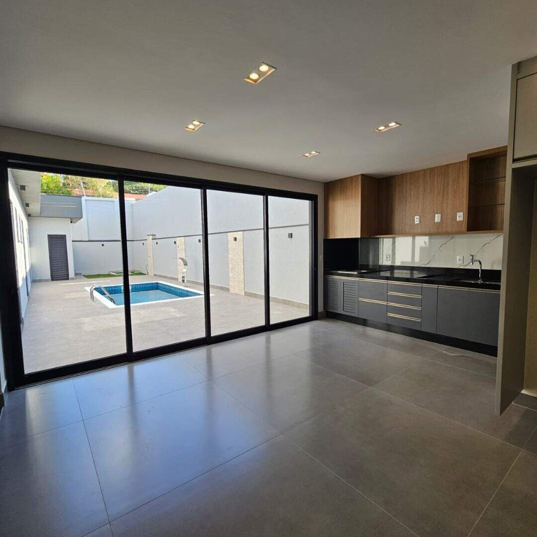 Casa à venda no Jardim Piemonte: 