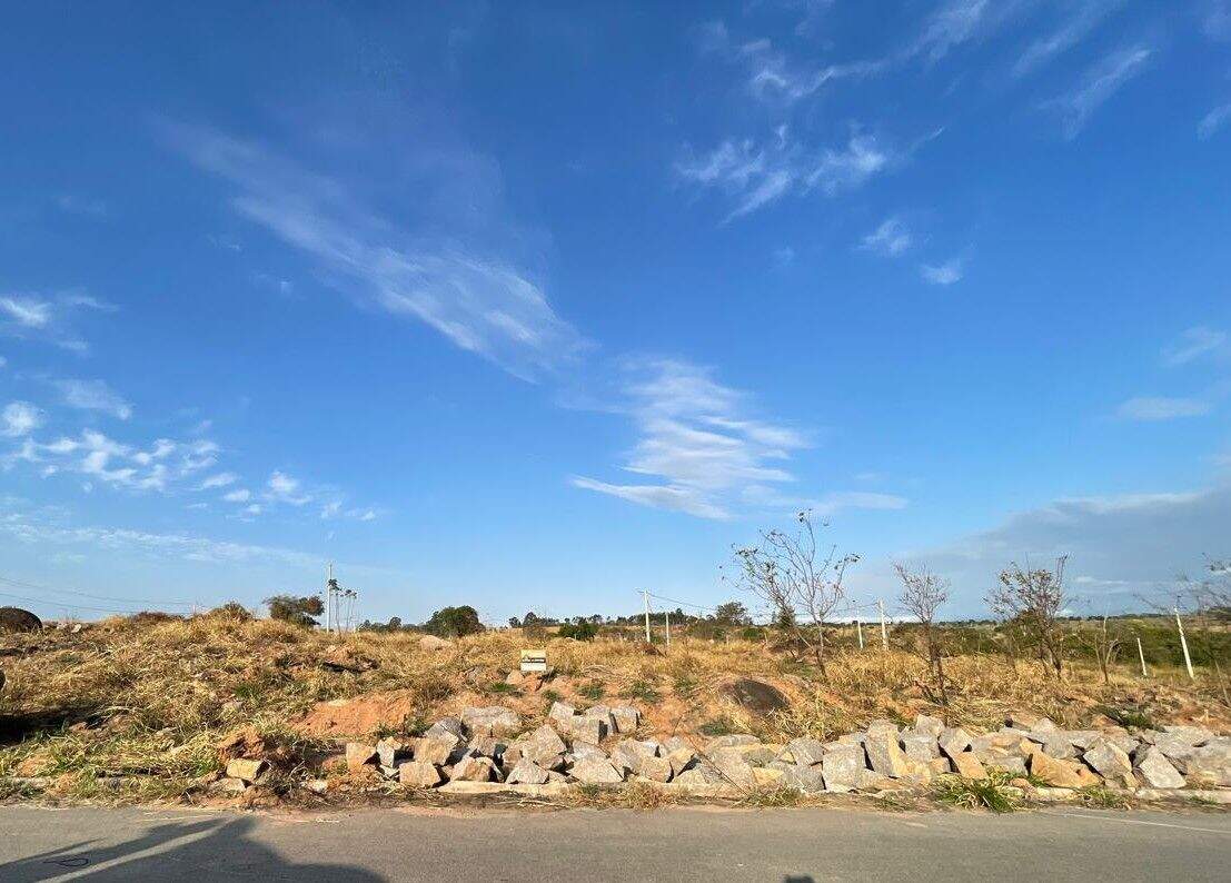Terreno à venda no Residencial Villagio do Conde: 