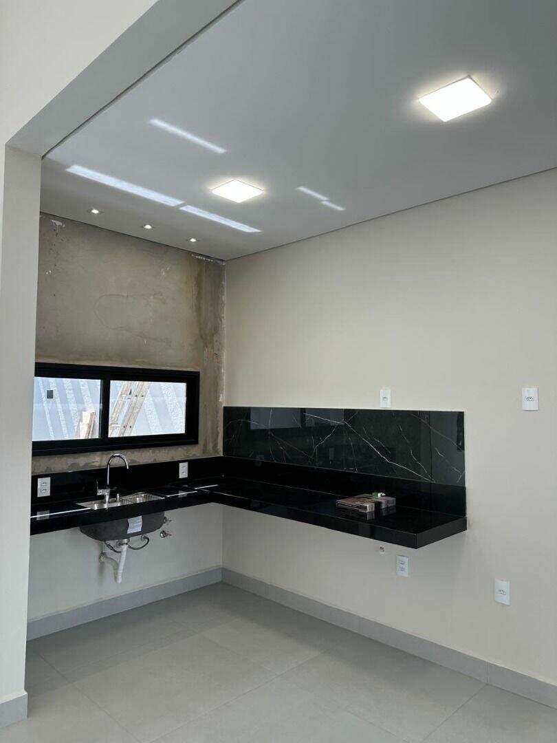 Casa à venda no Jardim Bom Sucesso: 