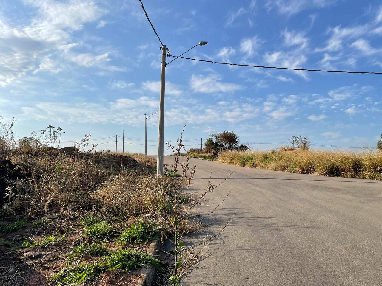 Terreno à venda no Villagio do Conde: 